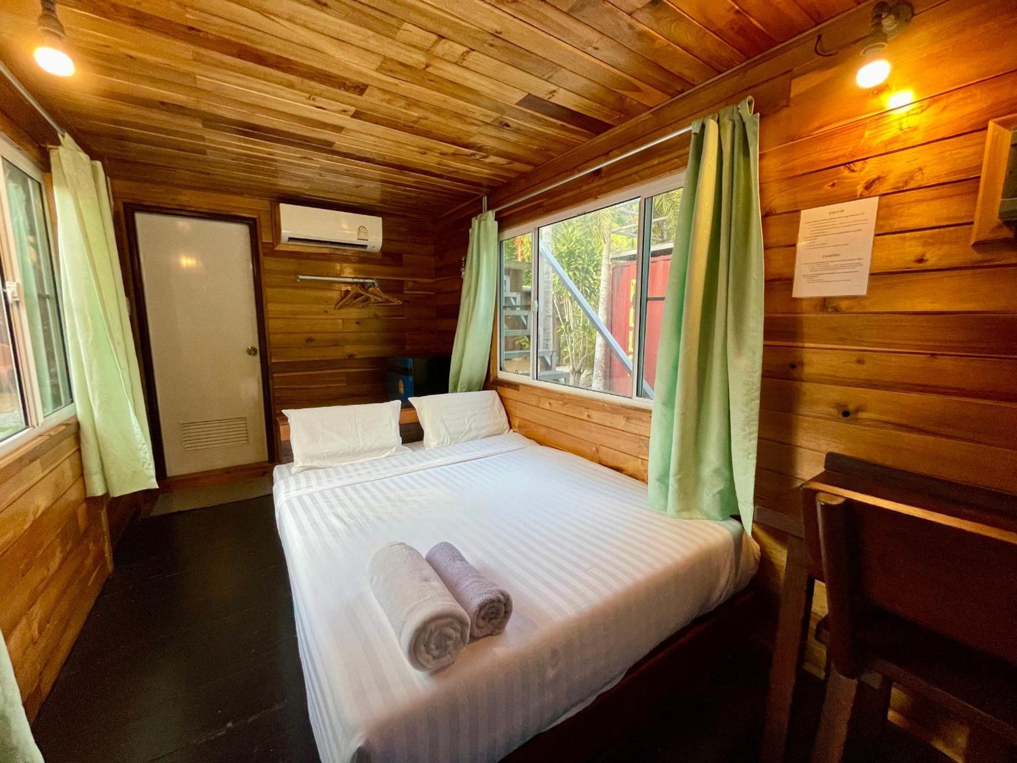 The Camper Lodge Khao Sok Ban Bang Bon Dış mekan fotoğraf