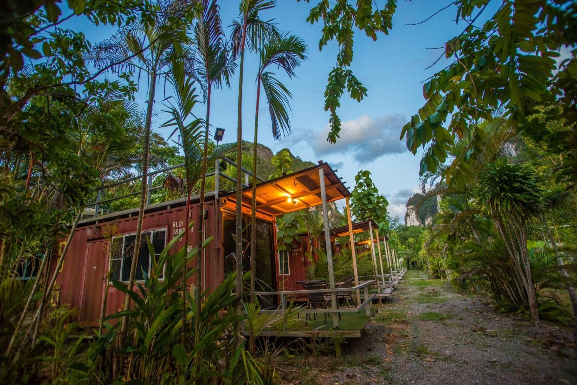 The Camper Lodge Khao Sok Ban Bang Bon Dış mekan fotoğraf