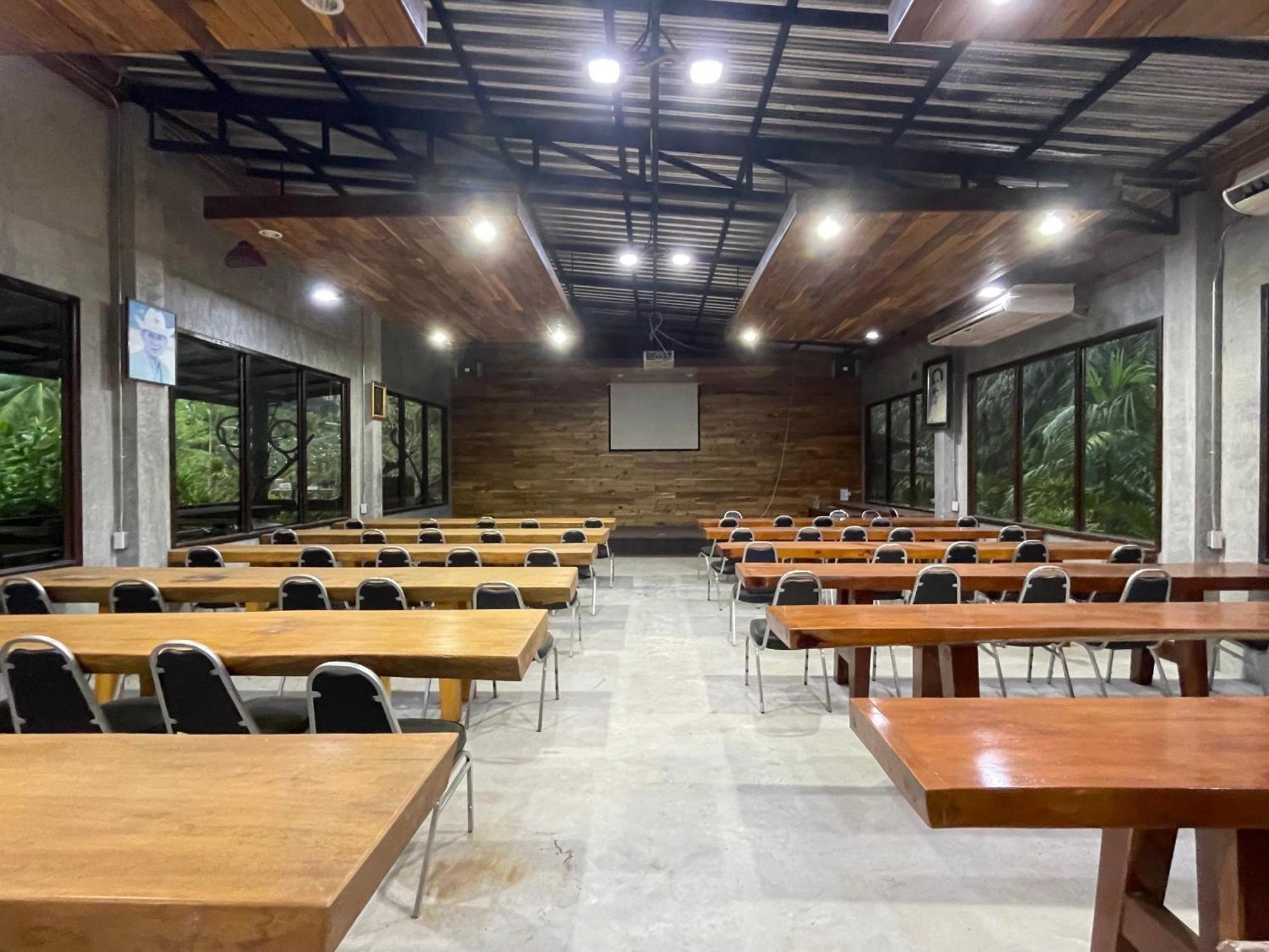 The Camper Lodge Khao Sok Ban Bang Bon Dış mekan fotoğraf