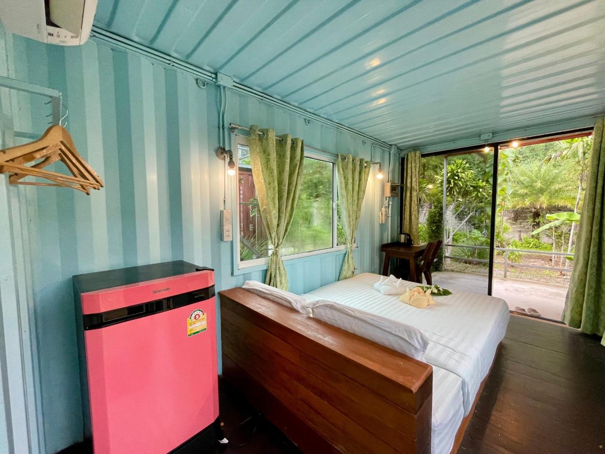 The Camper Lodge Khao Sok Ban Bang Bon Dış mekan fotoğraf